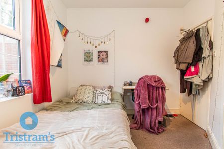 7 bed Flat for Rent - Photo 4