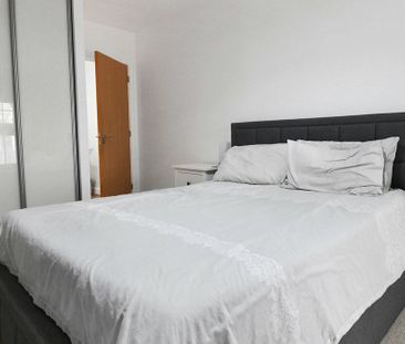 2 bedroom property to rent - Photo 4