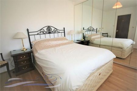 3 bedroom apartment to rent - Photo 3