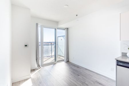 For Lease - 3210 Dakota Common Unit# A401, Burlington, Ontario - Photo 5