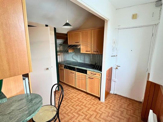 Appartement Versailles 2/3 pièce(s) 41.71 m2 ( 61.49 m2 au sol ) - Photo 1