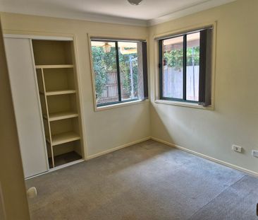 Very Rare Low Set Unit in Lovely Victoria Cove - 3 bed / 2 bath - Photo 2