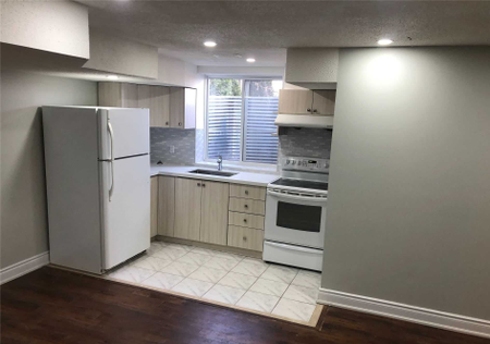 For Lease - 16 Janda Court, Toronto, Ontario - Photo 2