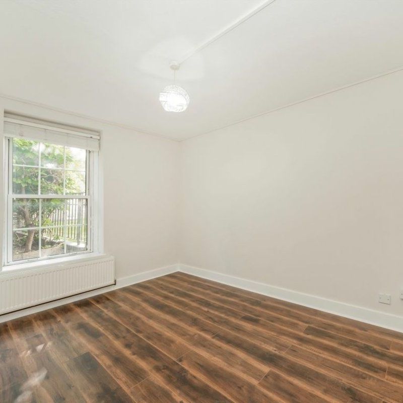 Ferdinand Place, Camden, NW1 - Photo 1