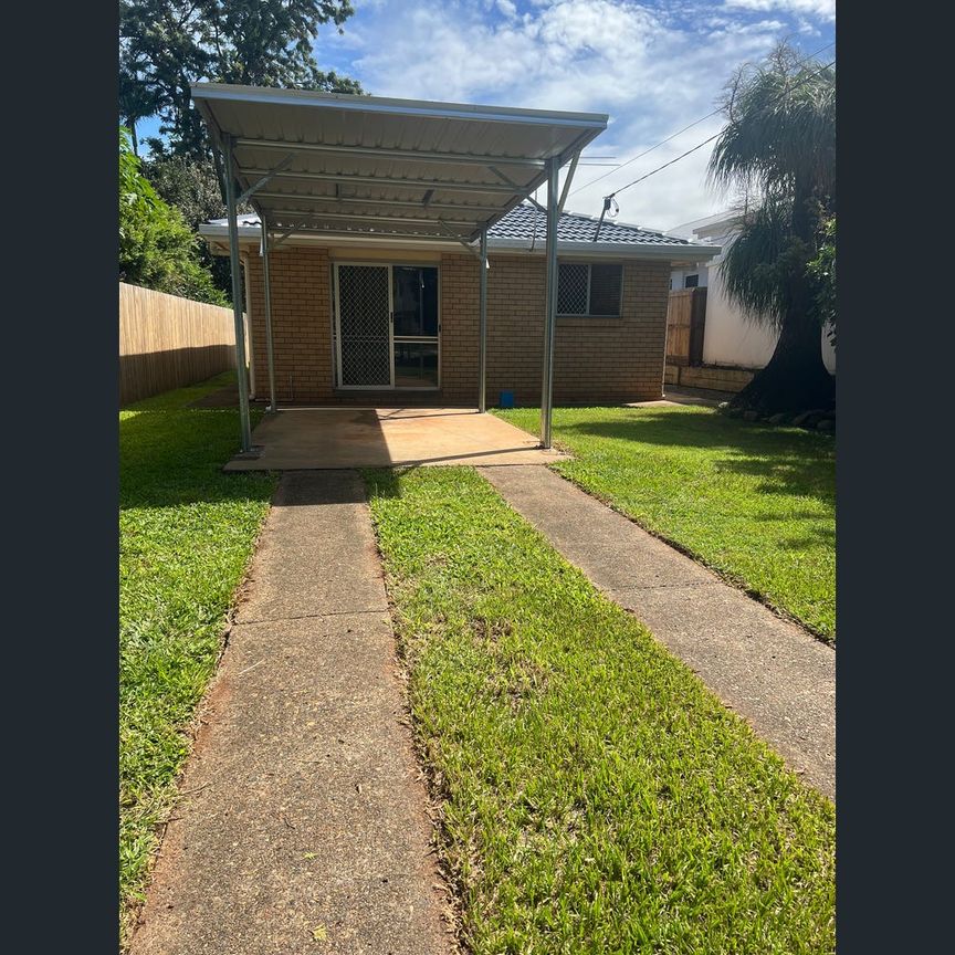 75 Barron Rd, Birkdale, Qld 4159 - Photo 1