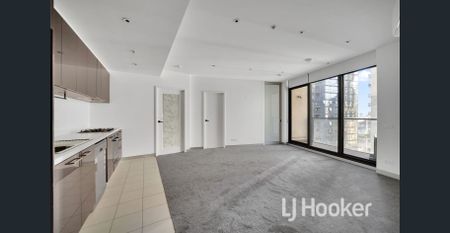 Modern & Spacious Living in the Heart of Southbank - Photo 4