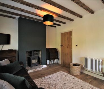 2 bedroom house to rent - Photo 1
