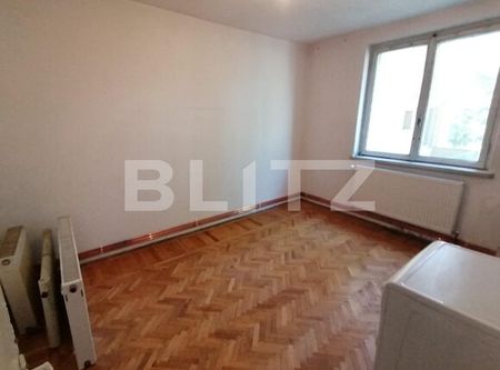 Apartament de 2 camere, 47 mp, centrala termica, zona Calea Severin - Fotografie 4