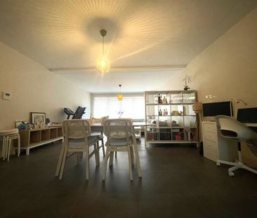 Totaal gerenoveerd GV appartement met tuin te Grembergen - Photo 6