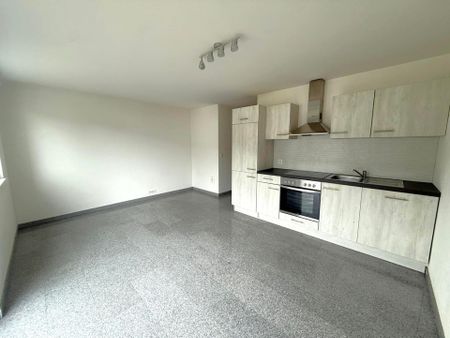 St-Imier, nice 2.5 room apartment with terrace, garage, garden - Foto 4