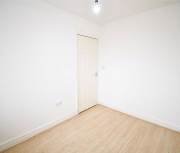 Oakwood Park, CH43 7RU, Prenton - Photo 5