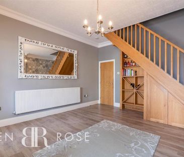 2 bedroom terraced house to rent - Photo 2