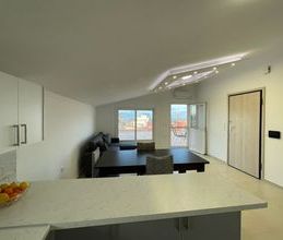 Διαμέρισμα για ενοικίαση - Ξυλόκαστρο, - Photo 1