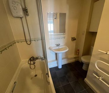 1 bedroom flat to rent - Photo 4