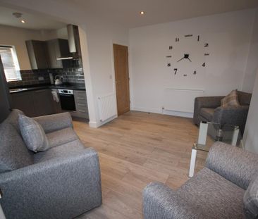 1 bedroom in a house share to rent - Photo 5