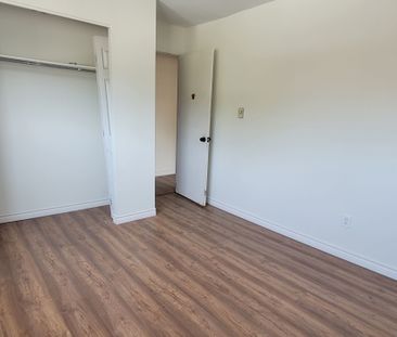 For Lease - 251 Liberty Street Unit# 1, Clarington, Ontario - Photo 5