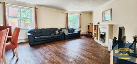 Hatcher Crescent, Colchester - Photo 4
