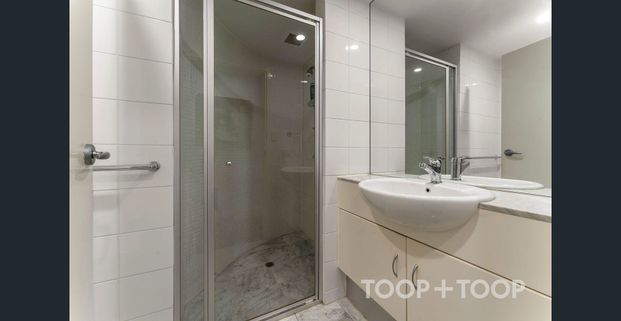 Luxury City Living with Parkland Views - Photo 1