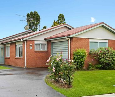 Family home in Dinsdale - Photo 4