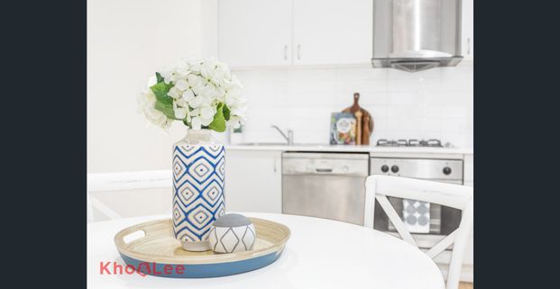 ULTRA CONVENIENT CITY LIVING - PARTIALLY FURNISHED - Photo 1