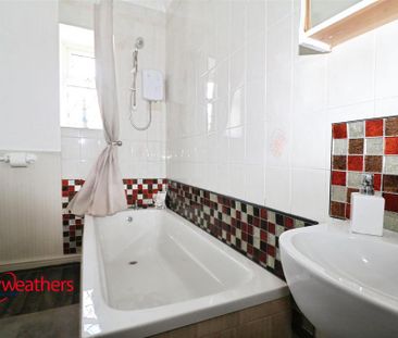 2 bedroom end of terrace house to rent - Photo 5