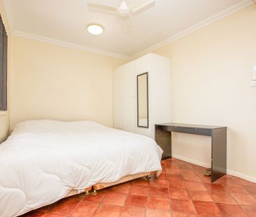 Rare 6-Bedroom Home with Pool, Workshop & Huge Living Spaces - Photo 3