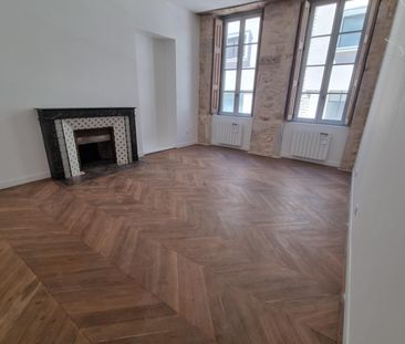 Location Appartement 3 pièces 91m² BEAUNE 21200 - Photo 3