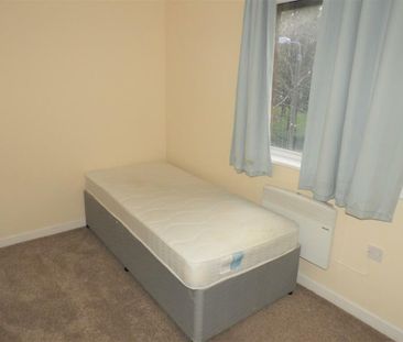 2 Bedroom Flat to Rent in Penwortham - Photo 3