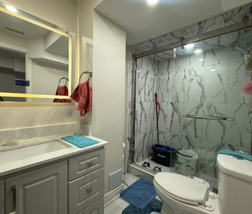 For Lease - 110 Edenbrook Hill Drive, Brampton, Ontario - Photo 4