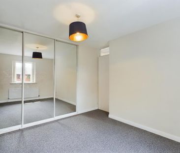 8 Hampton Parade, Sunnyside Street, Belfast, BT7 3EQ - Photo 5