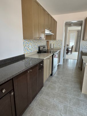 For Lease - 30 Buttonleaf Crescent, Whitchurch-Stouffville, Ontario - Photo 1