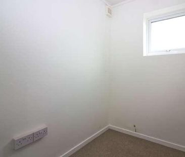 Bedroom Maisonette - Close To Stony Stratford, MK11 - Photo 5