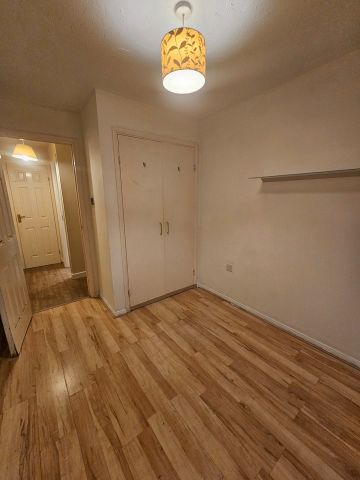 1 Bed Flat, Heathfield Drive, CR4 - Photo 5