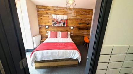 1 bedroom in a house share to rent - Photo 3