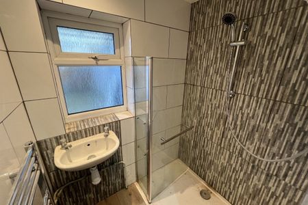 St. Georges Road - Photo 5