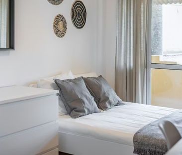 Calçada do Marquês de Abrantes, Lisbon, Lisbon 1200-163 - Photo 6