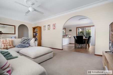 Beautifully Presented Villa in a Quiet, Well-Maintained Complex - Photo 4