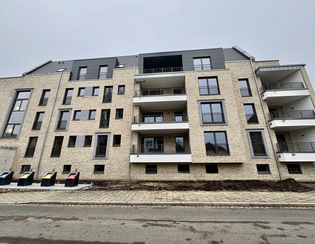 Neubau! Moderne 2-Zimmer Etagenwohnung am historischen Wasserturm in Nienburg! - Photo 1