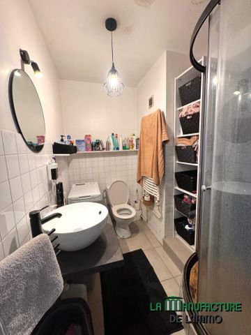 Location Appartement 2 pièces 60m² ST ETIENNE 42100 - Photo 2