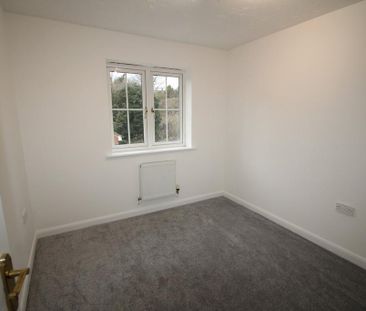 3 bedroom detached house to rent - Photo 4