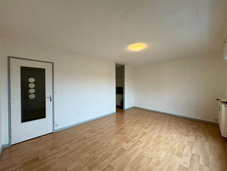Appartement à louer - REIMS- BD HENRI VASNIER / POMMERY - Photo 3