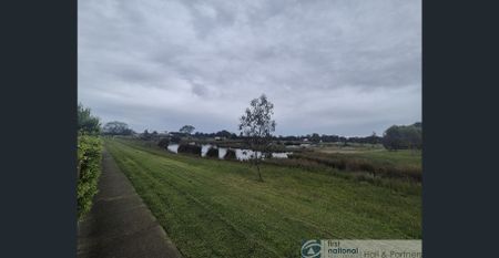 BEAUTIFUL MODERN HOME WITH A VIEW - Photo 3