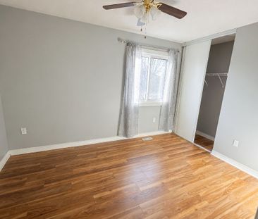 For Lease - 101 Bentley Crescent, Barrie, Ontario - Photo 3