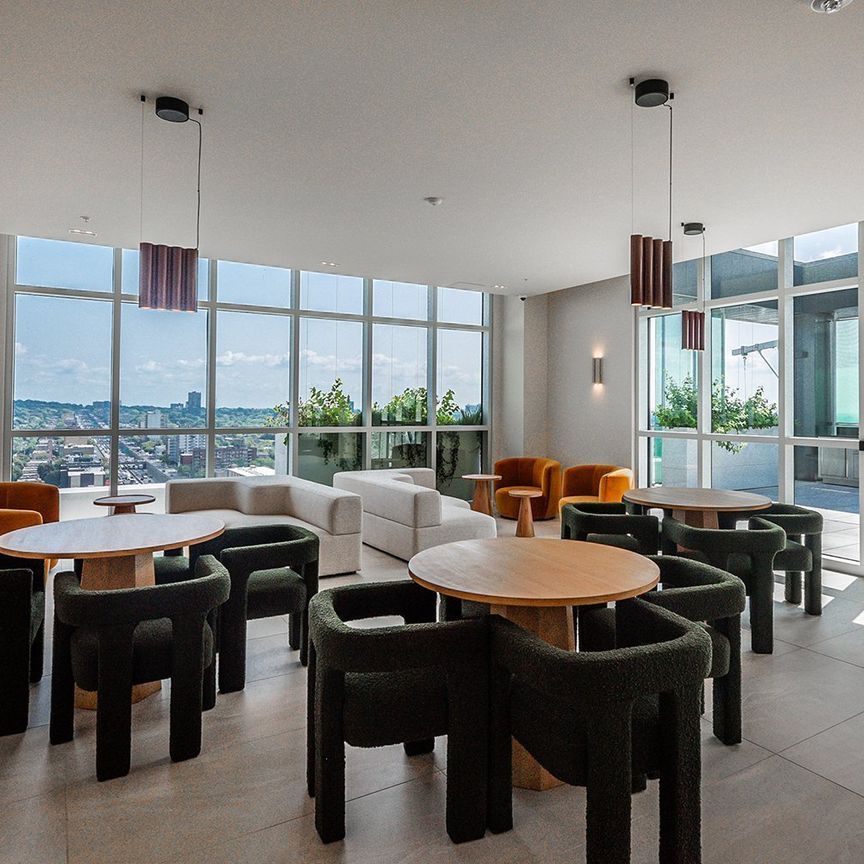 Condo for rent, Montréal (Côte-des-Neiges/Notre-Dame-de-Grâce) - Photo 1