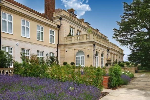 Percy Drive, St. Albans - Photo 1