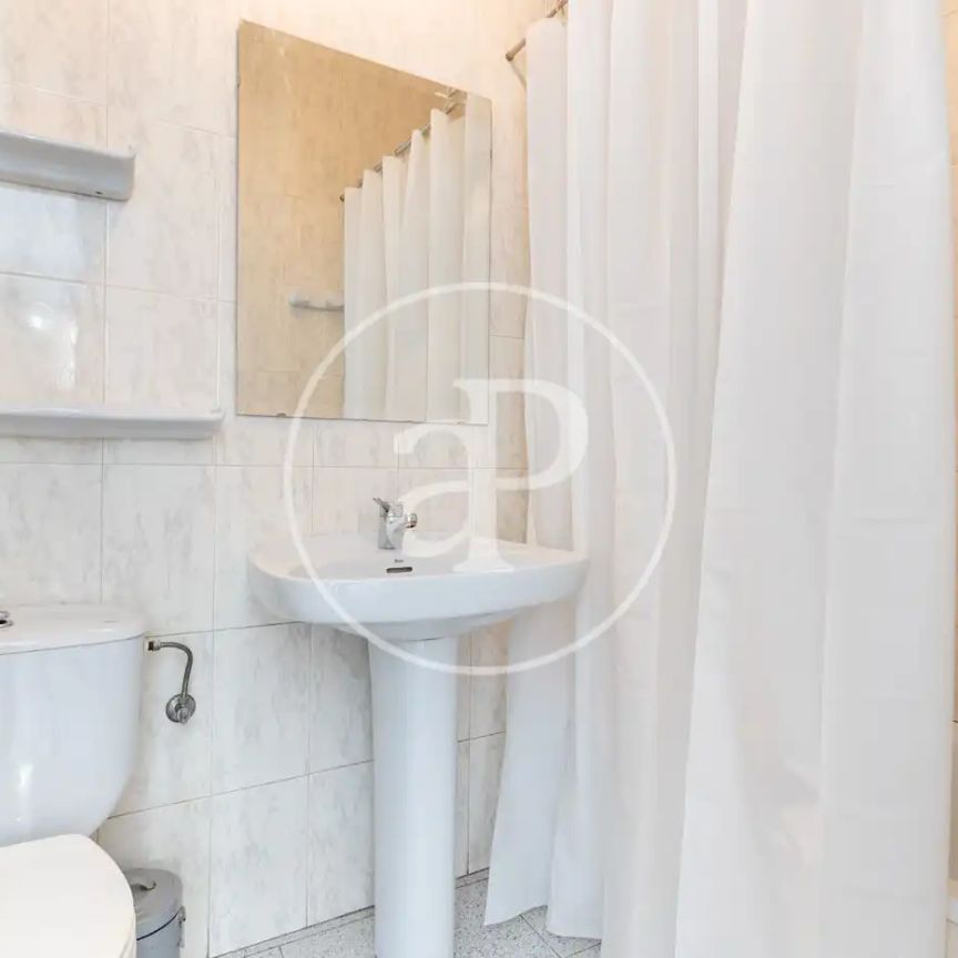 Piso de alquiler en Sant Francesc - Photo 1