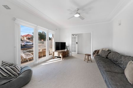 18 Bukari Street, West Wollongong. - Photo 3