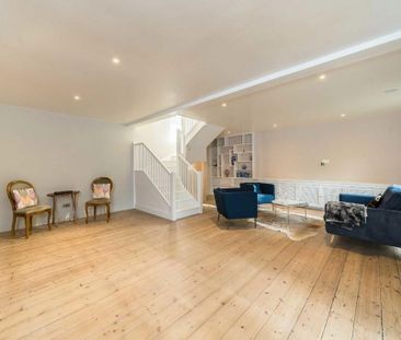 5 bedroom detached house to rent - Photo 1