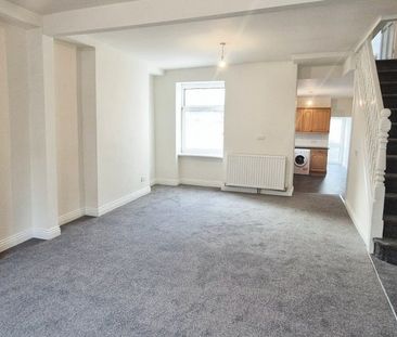 Walters Road, NEATH - Photo 1