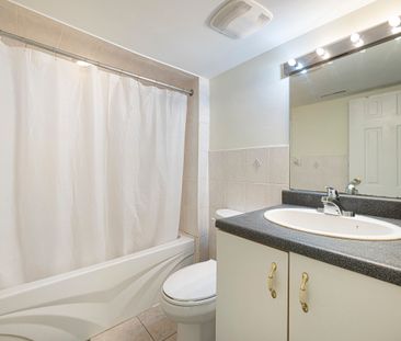 For Lease - 246 Niagara Street Unit# Lower, Toronto, Ontario - Photo 4